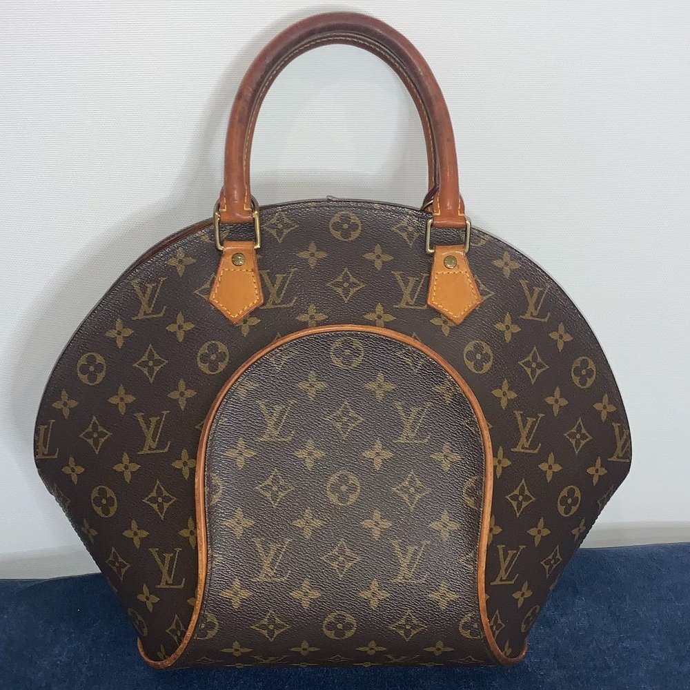 Authentic Louis Vuitton Brown Monogram Canvas Ellipse MM Shoulder Purse Handbag